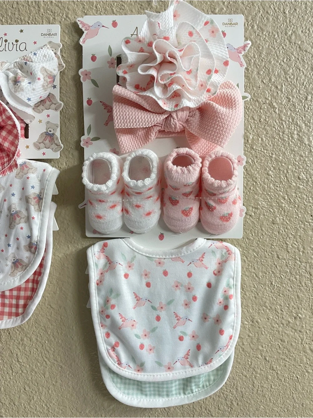 Ava Olivia includes headbands